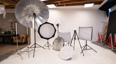 Film/photo studio with infinity cove and multiple shooting options/sets