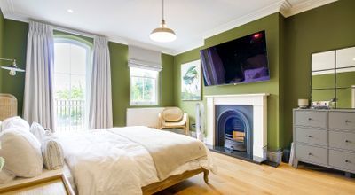 5 Bed Victorian Home in N4