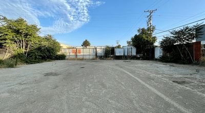 Large Parking Lot For Photo and Film Shoots